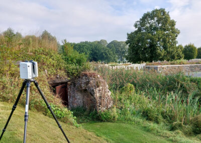 Bedford House Cemetery vastgelegd met 3D laserscanners en drones